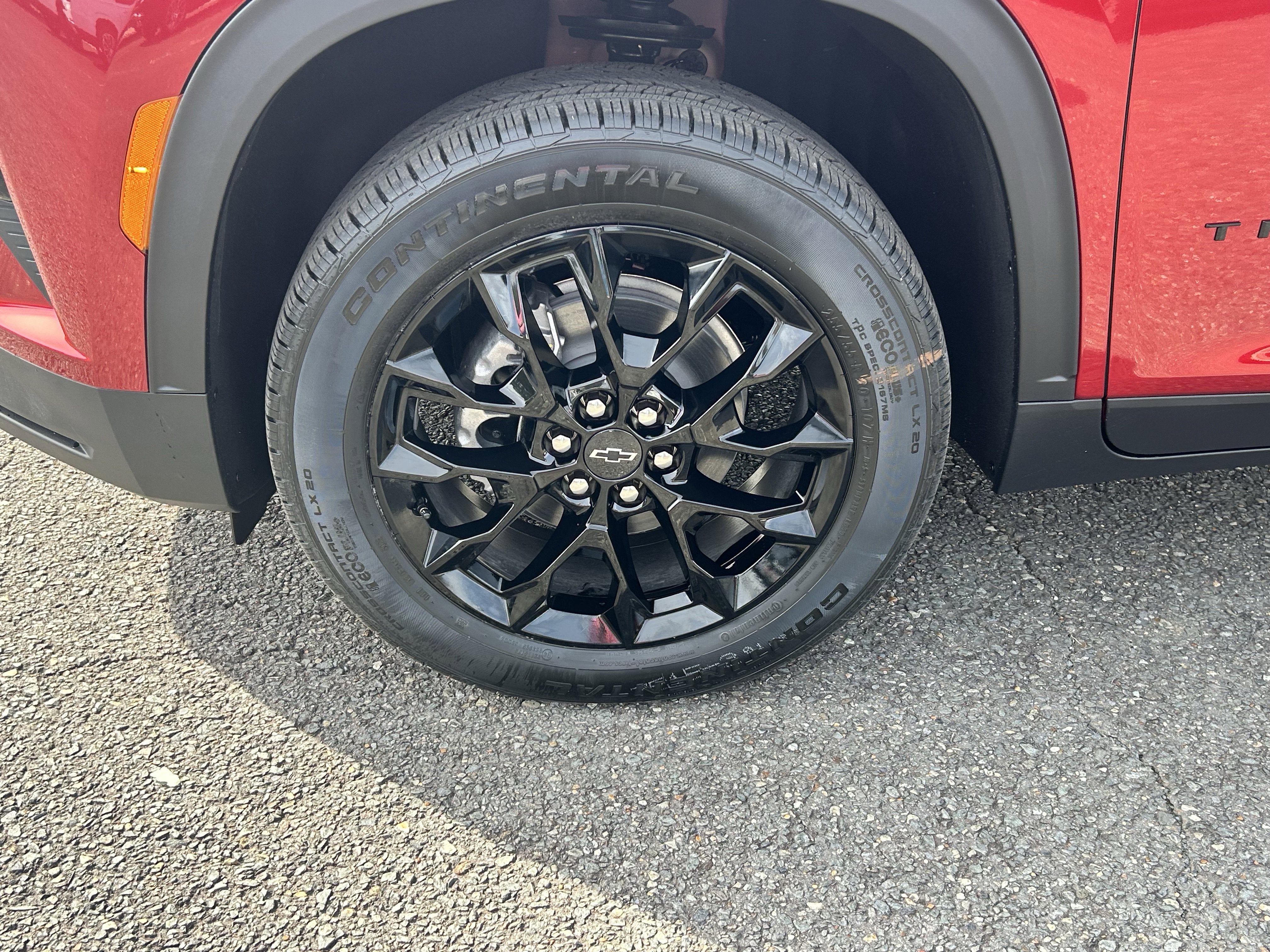 2026 Chevrolet Traverse FWD LT