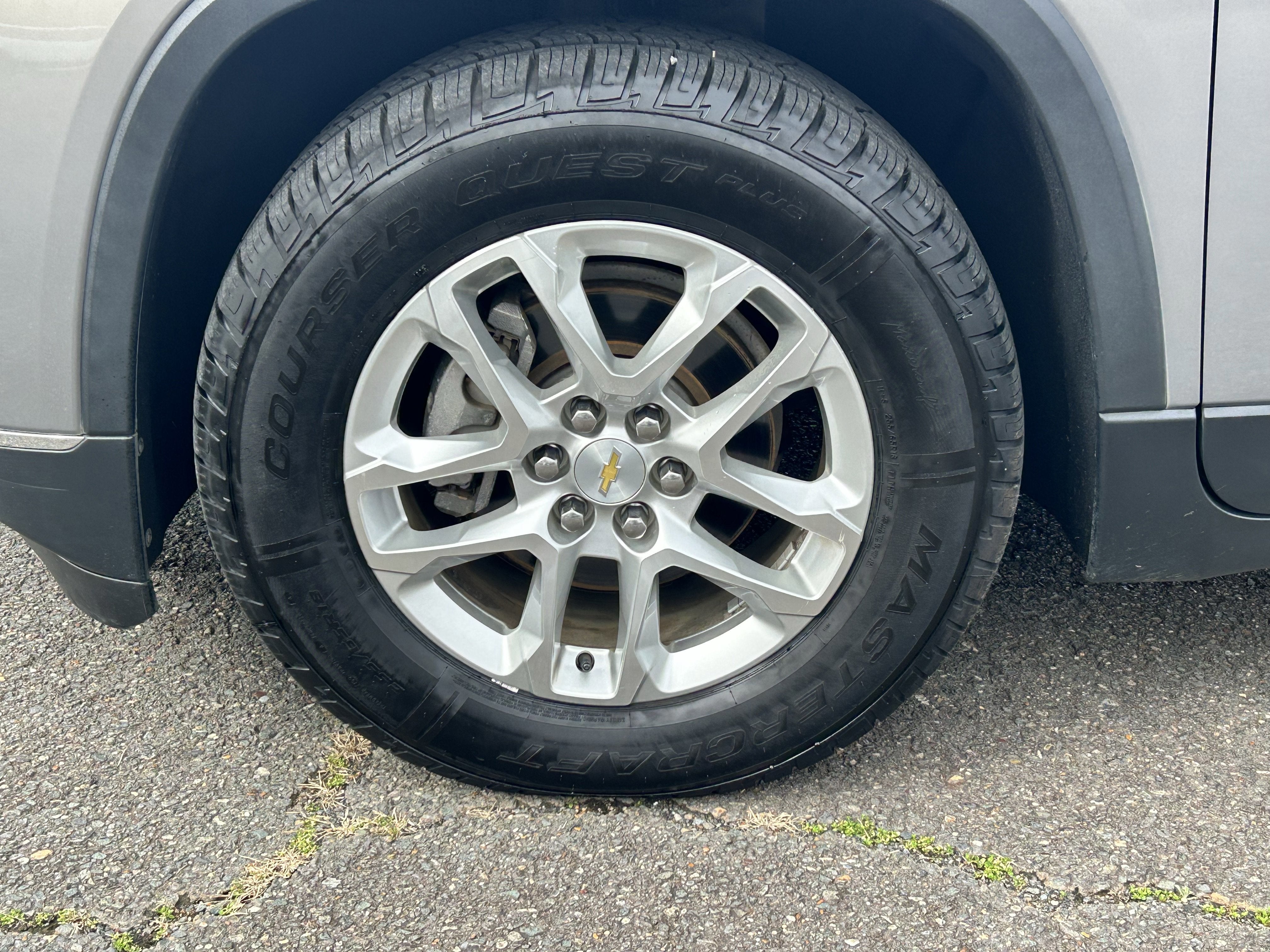 2018 Chevrolet Traverse LT Cloth