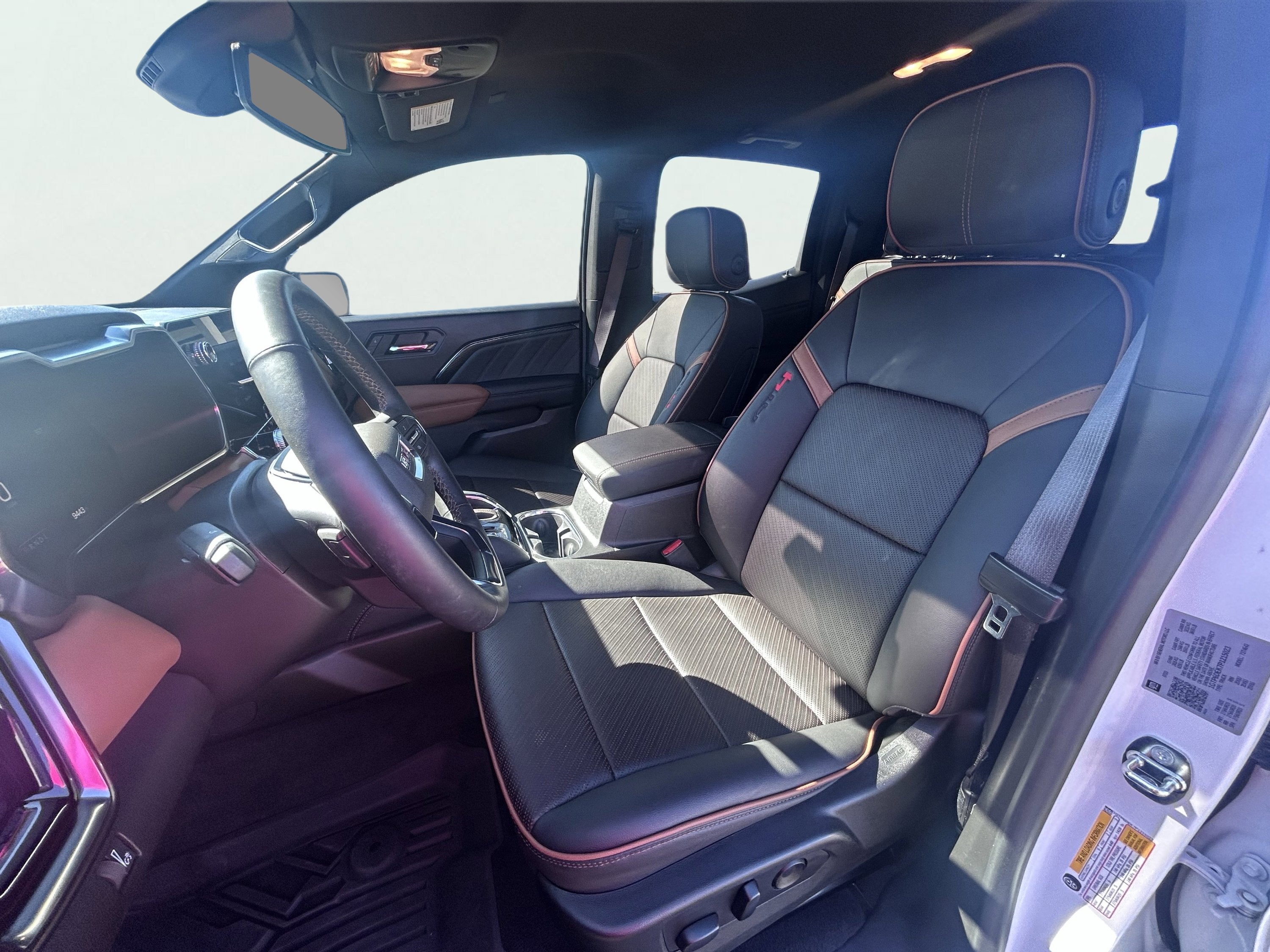 2023 GMC Canyon 4WD AT4