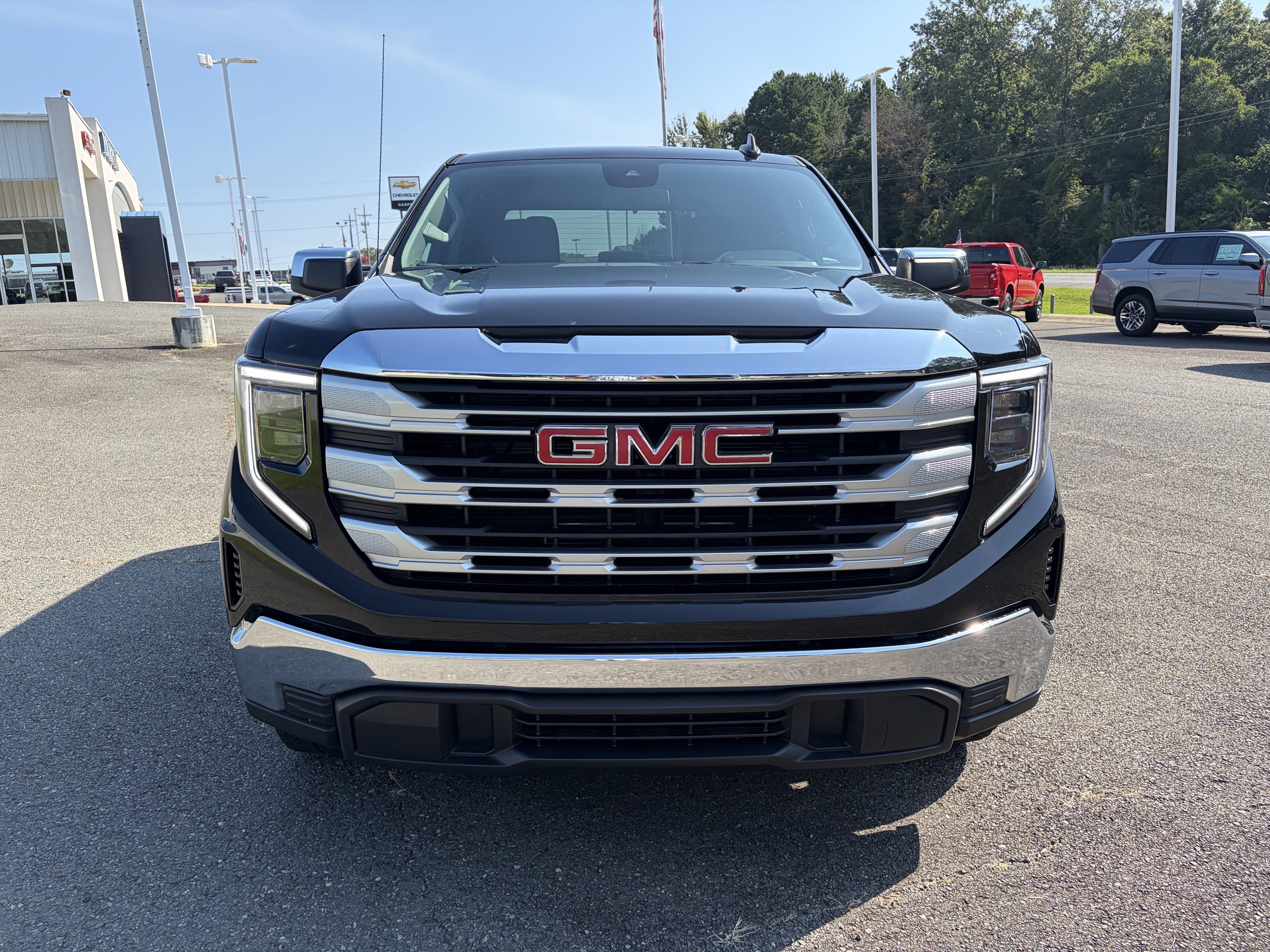 2024 GMC Sierra 1500 SLE