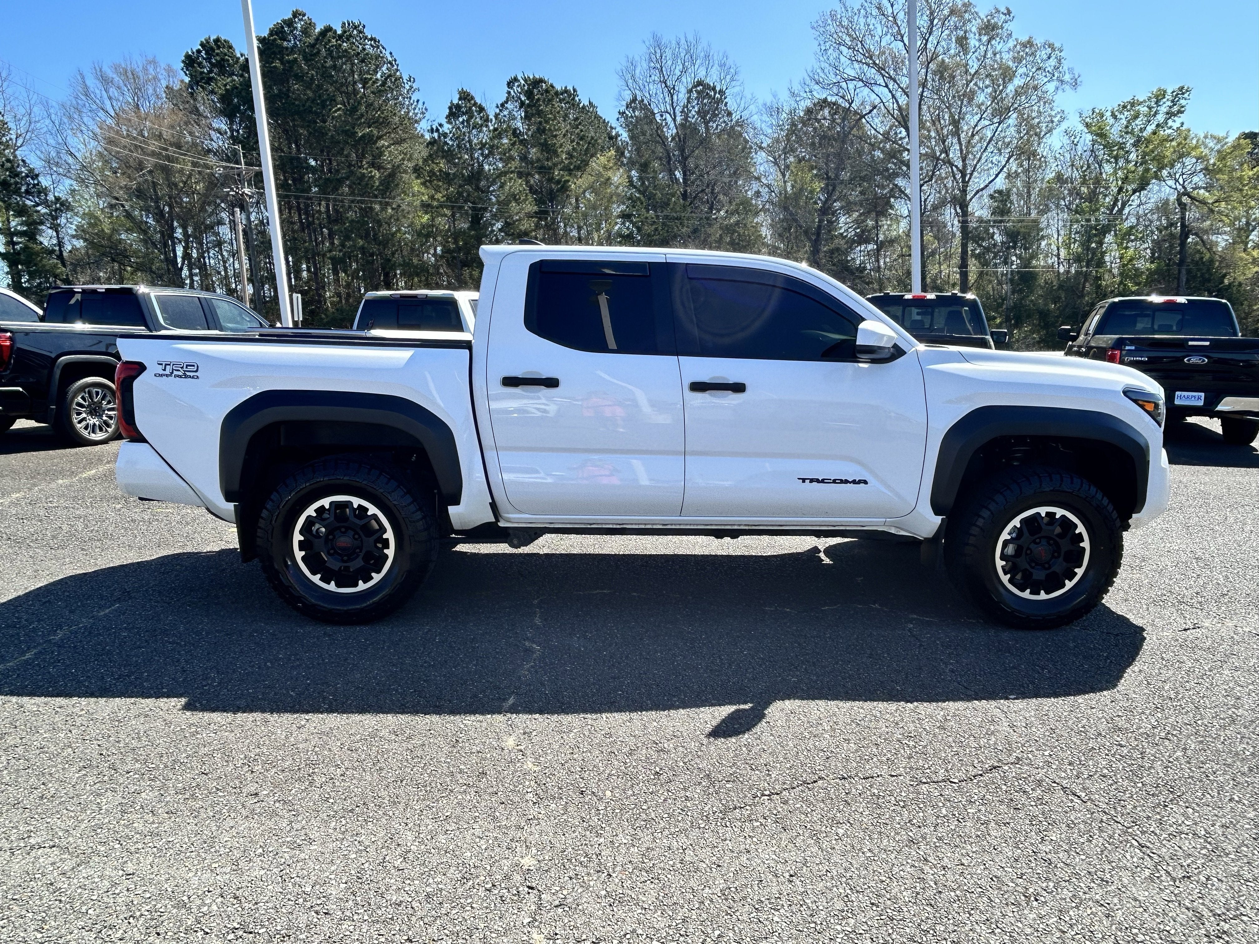 2024 Toyota Tacoma 4WD SR5